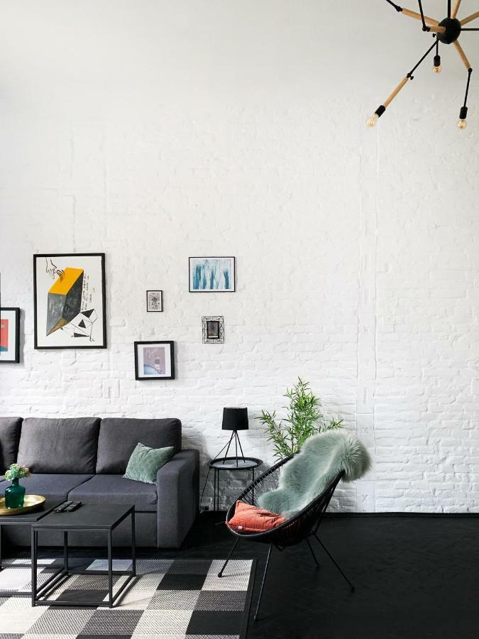 Apartment Avenue *